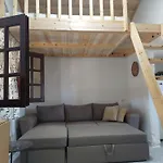Tiny Loft House In Halkidiki Nea Poteidaia