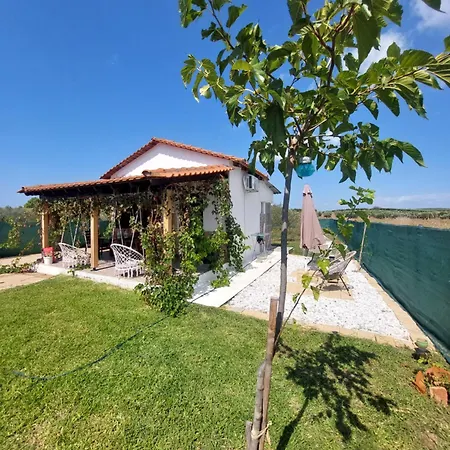 Casa de Férias Tiny Loft House In Halkidiki Nea Poteidaia