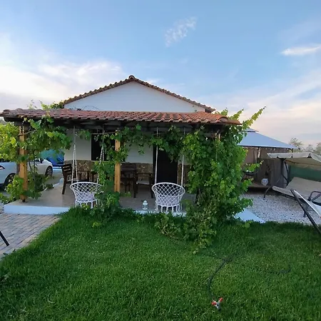 Case de vacanță Tiny Loft House In Halkidiki Nea Poteidaia