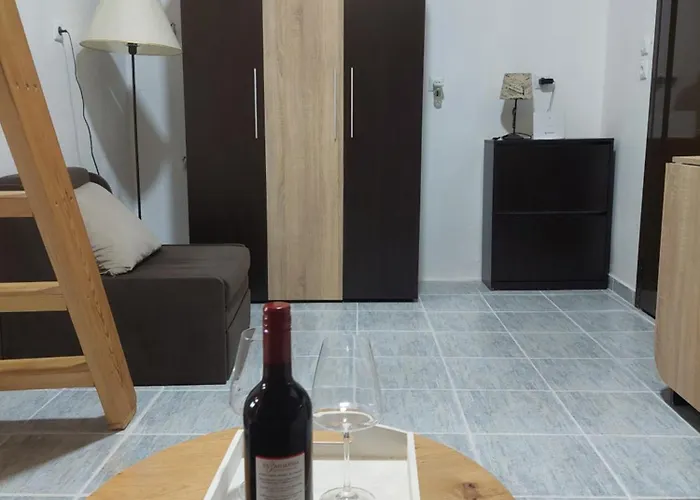 Tiny Loft House In Halkidiki Nea Poteidaia