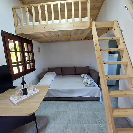 Tatil Evi Tiny Loft House In Halkidiki Nea Poteidaia