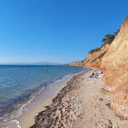 Tiny Loft House In Halkidiki Nea Poteidaia