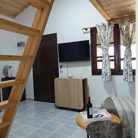 Tiny Loft House In Halkidiki